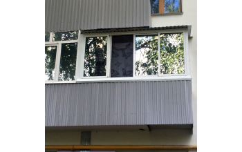 Увеличение балкона, остекление